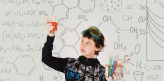 Chemiczne eksperymenty dla dzieci pełne nauki i zabawy