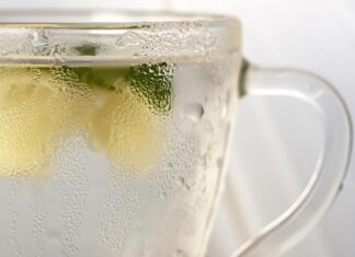 Czy soda oczyszczona odbarwia buty? Czy soda oczyszczona odbarwia buty?