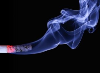 Co grozi 13 latkowi za palenie papierosów?