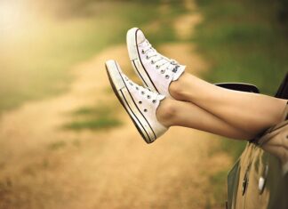 Czy buty muszą pasować do paska?