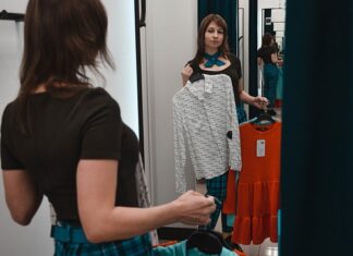 Czemu nie można Przymierzać czyjejś obrączki? Czemu nie można Przymierzać czyjejś obrączki?